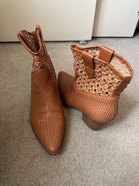 Coconuts by Matisse Woven Tan Ankle Booties